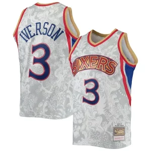Allen Iverson Philadelphia 76ers Uniques Hardwood Classics 1996/97 Lunar New Year Swingman Jersey White - Maillot de championnat - Revivez les victoires glorieuses